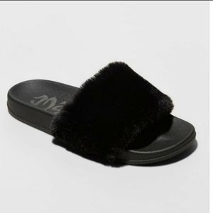 🛍4 pair Lot!🛍Women's Faux Fur Slide Sandals